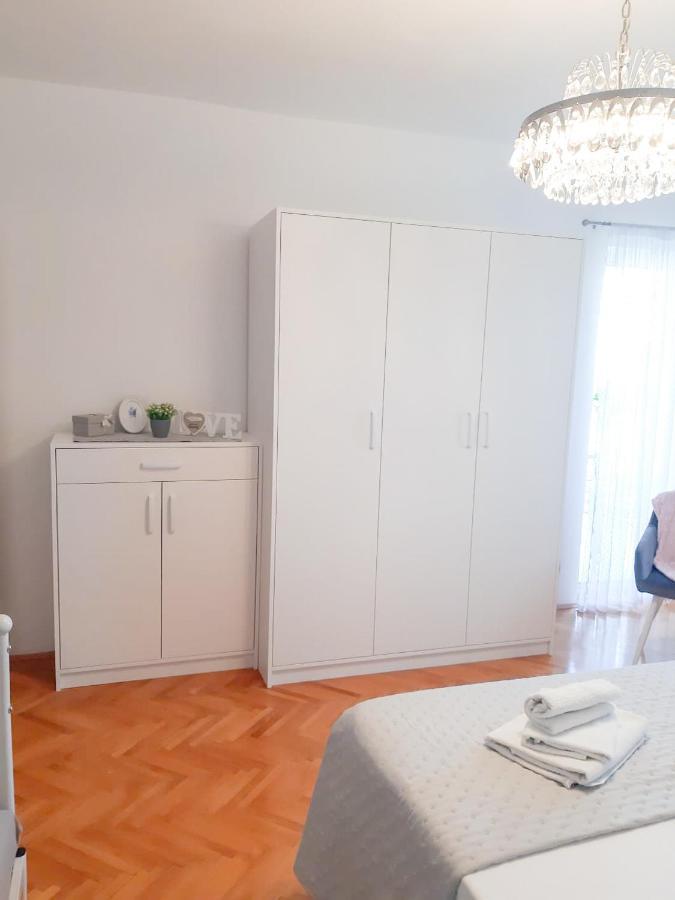 Apartments Sara Ποντστράνα Εξωτερικό φωτογραφία