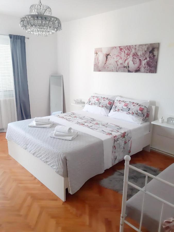 Apartments Sara Ποντστράνα Εξωτερικό φωτογραφία
