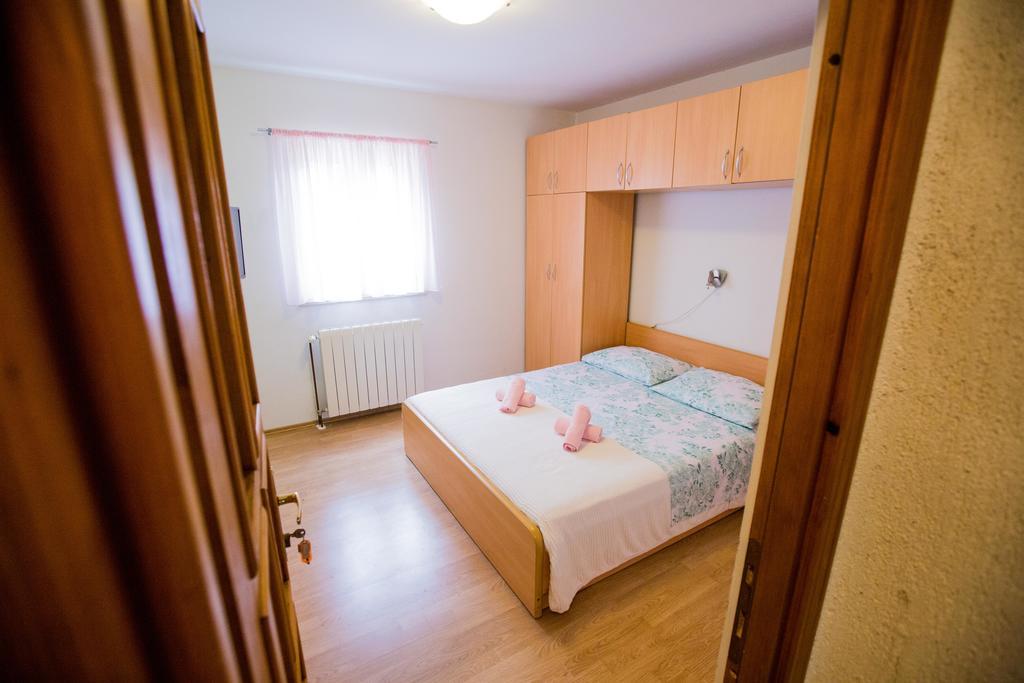 Apartments Sara Ποντστράνα Εξωτερικό φωτογραφία