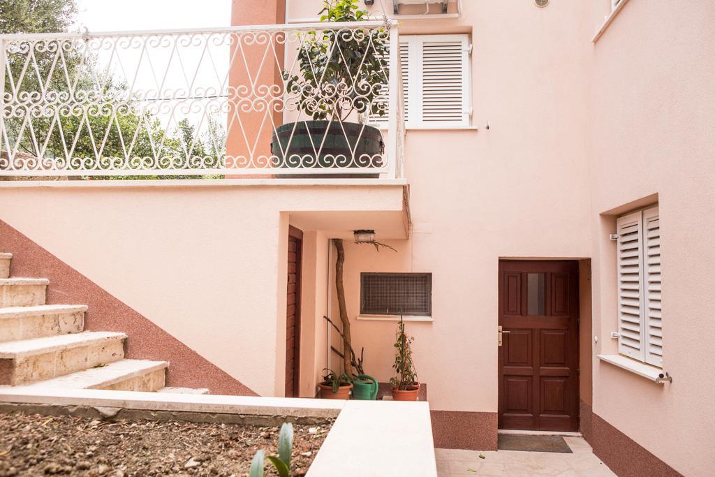 Apartments Sara Ποντστράνα Εξωτερικό φωτογραφία